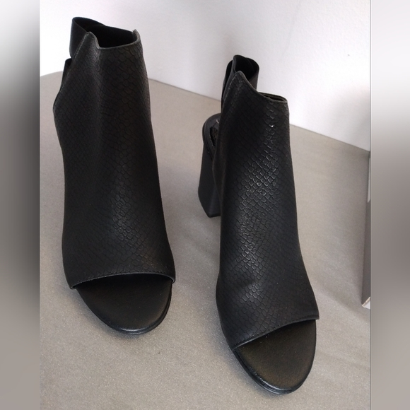 New  women's leather heel - Picture 4 of 5